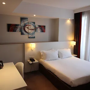 *** מלון Paris-auteuil By Ihg צרפת